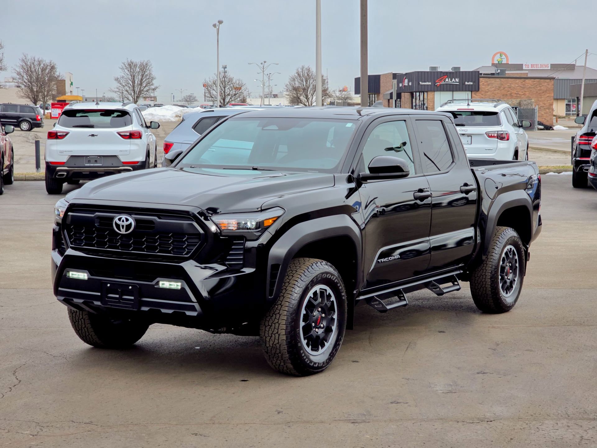 Used 2024 Toyota Tacoma TRD Off-Road image 12