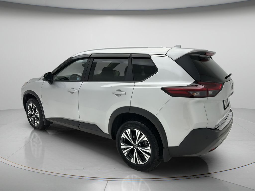 Used 2023 Nissan Rogue SV w/ SV Premium B Package AWD/4WD image 4