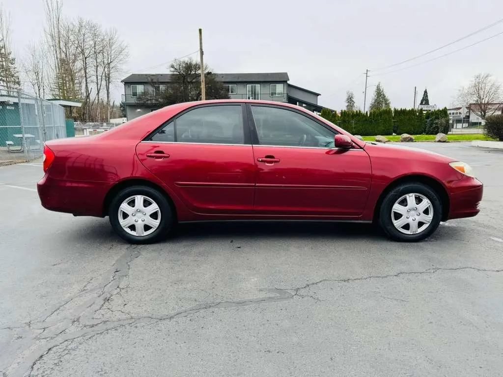 Used 2002 Toyota Camry LE FWD image 6