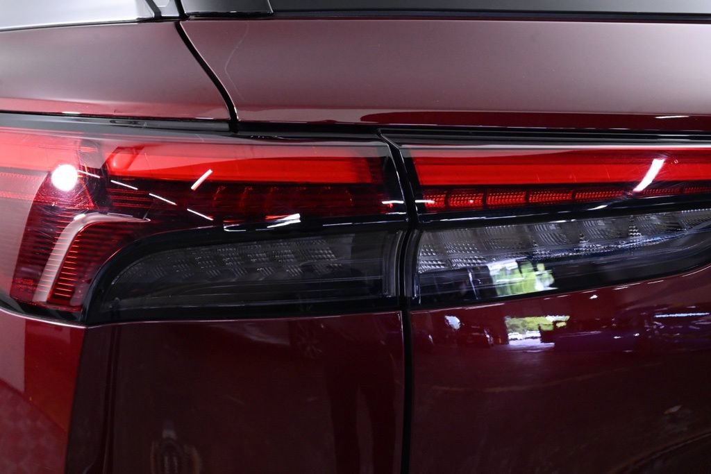 Used 2022 INFINITI QX60 Luxe w/ Cargo Package AWD/4WD image 9