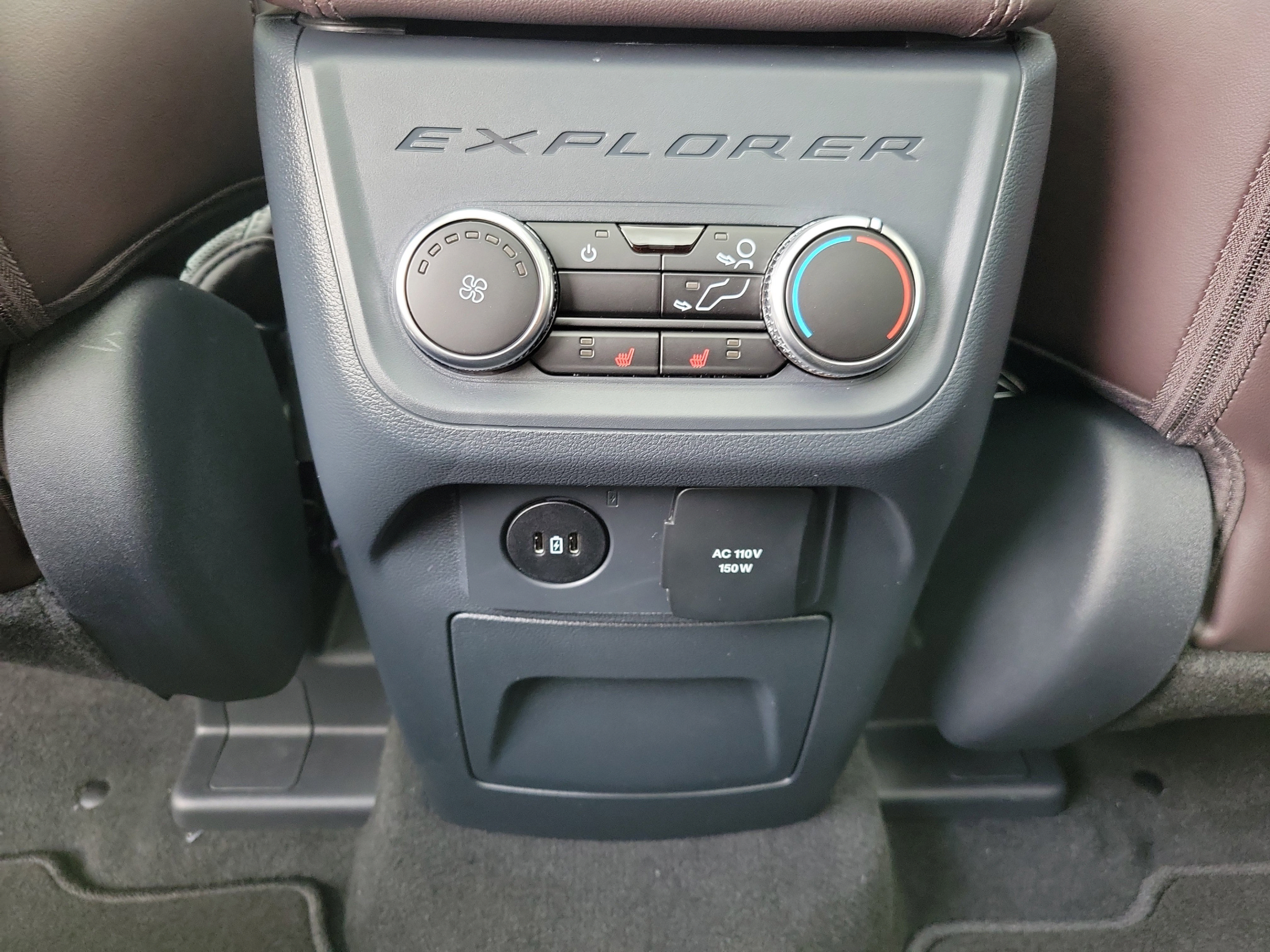 New 2026 Ford Explorer Platinum RWD image 15