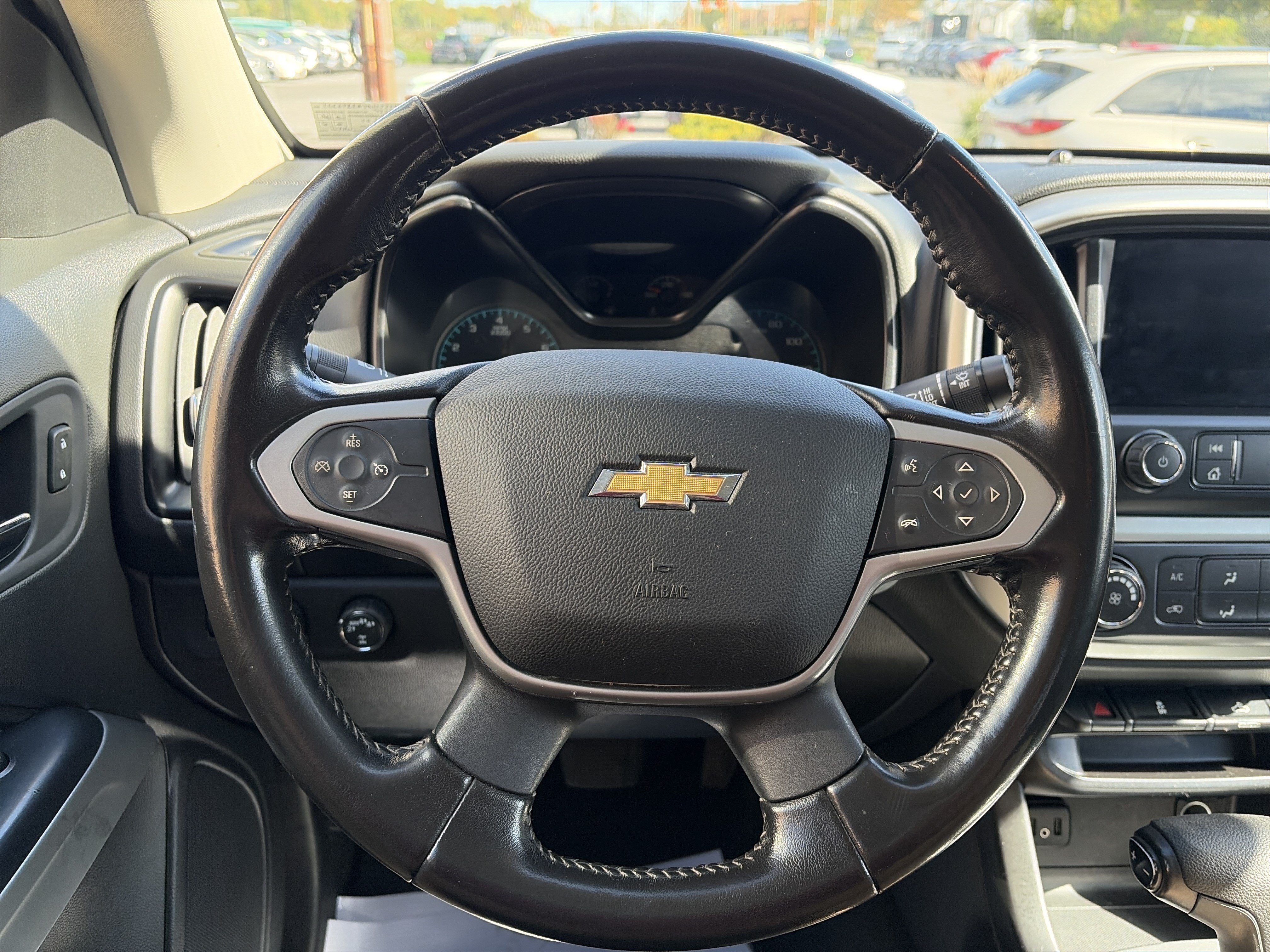 Used 2021 Chevrolet Colorado LT AWD/4WD image 17