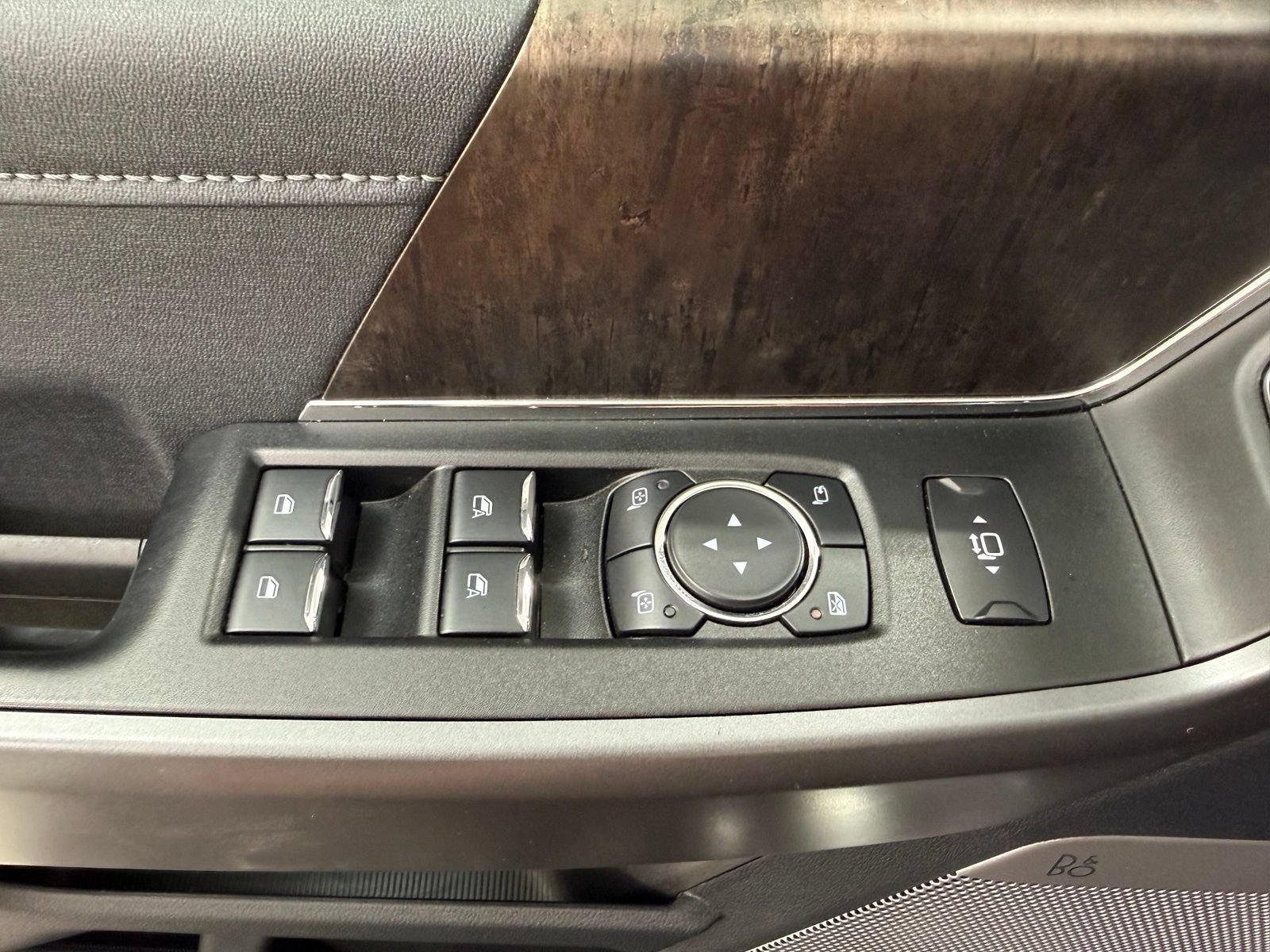 Used 2026 Ford F350 Lariat AWD/4WD image 12