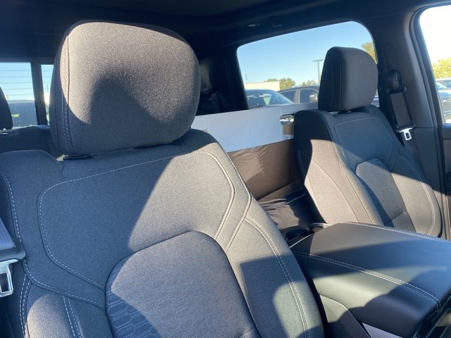 New 2026 RAM 1500 4x4 Crew Cab image 30