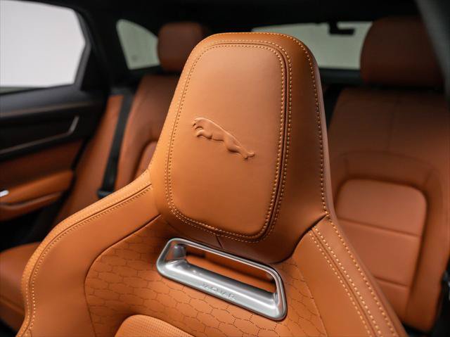 New 2026 Jaguar F-PACE R-Dynamic S AWD/4WD image 15