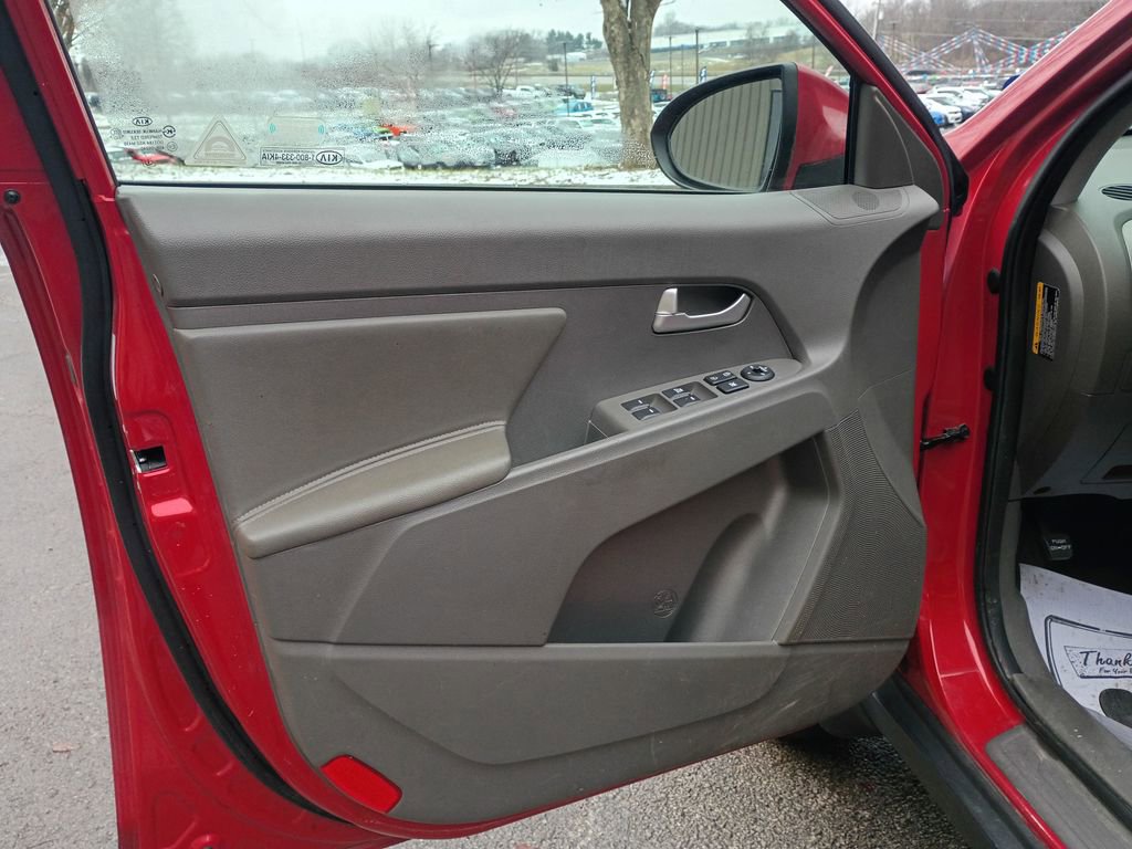 Used 2013 Kia Sportage LX w/ Convenience Pkg image 15