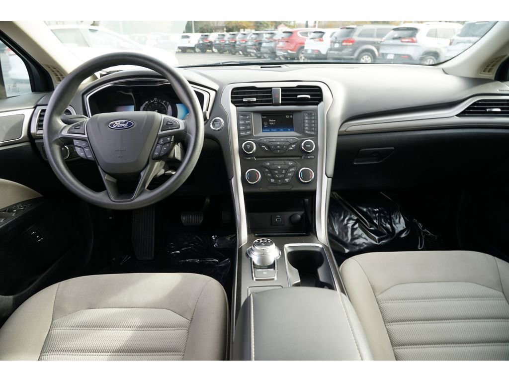 Used 2018 Ford Fusion S image 26