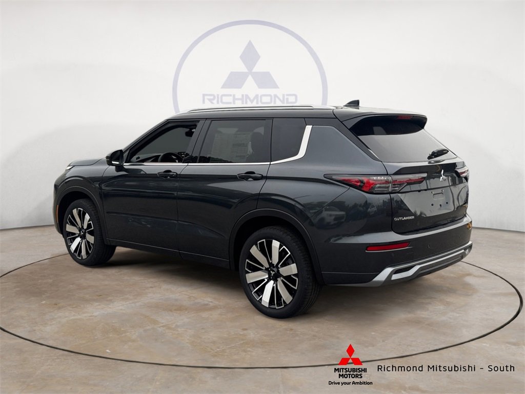New 2025 Mitsubishi Outlander SEL image 5