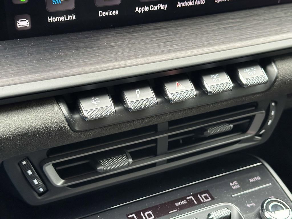 Used 2022 Porsche 911 GT3 RWD image 25