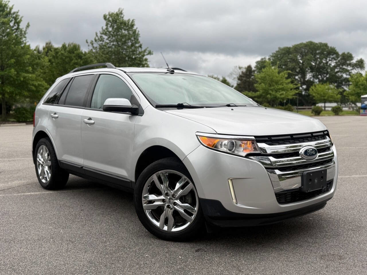 Used 2013 Ford Edge SEL FWD image 3