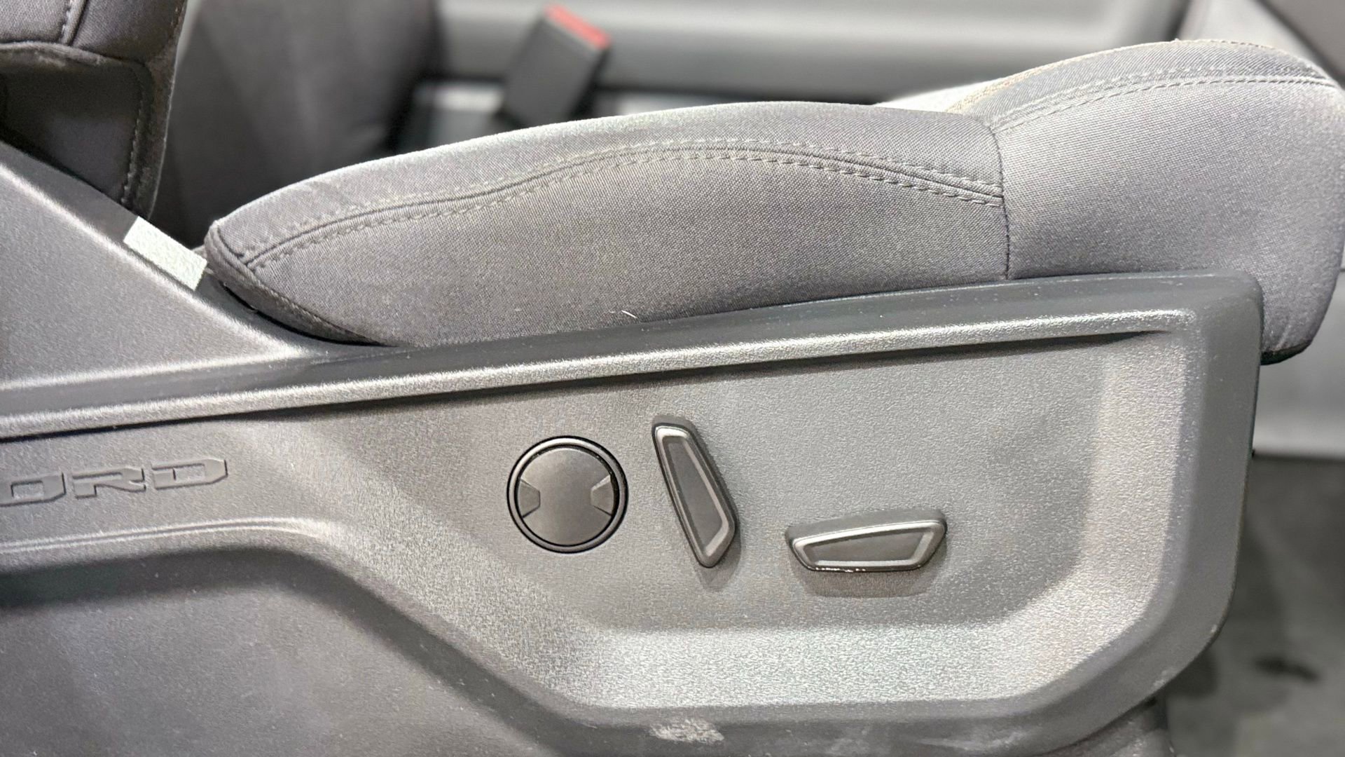 Used 2025 Ford Expedition Max Active image 61