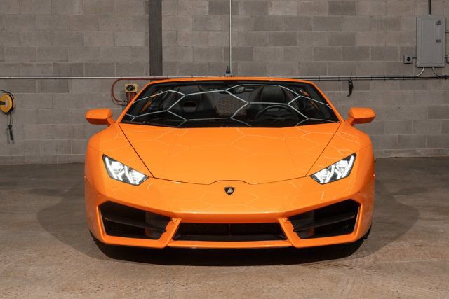 Used 2019 Lamborghini Huracan LP 580-2 image 8