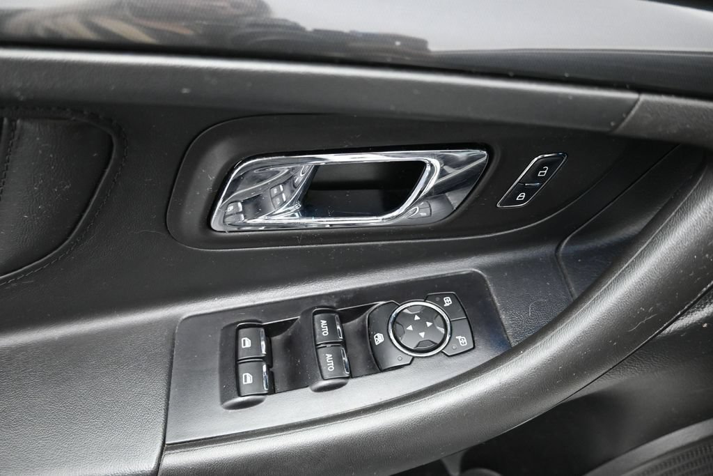 Used 2017 Ford Taurus SHO AWD/4WD image 18