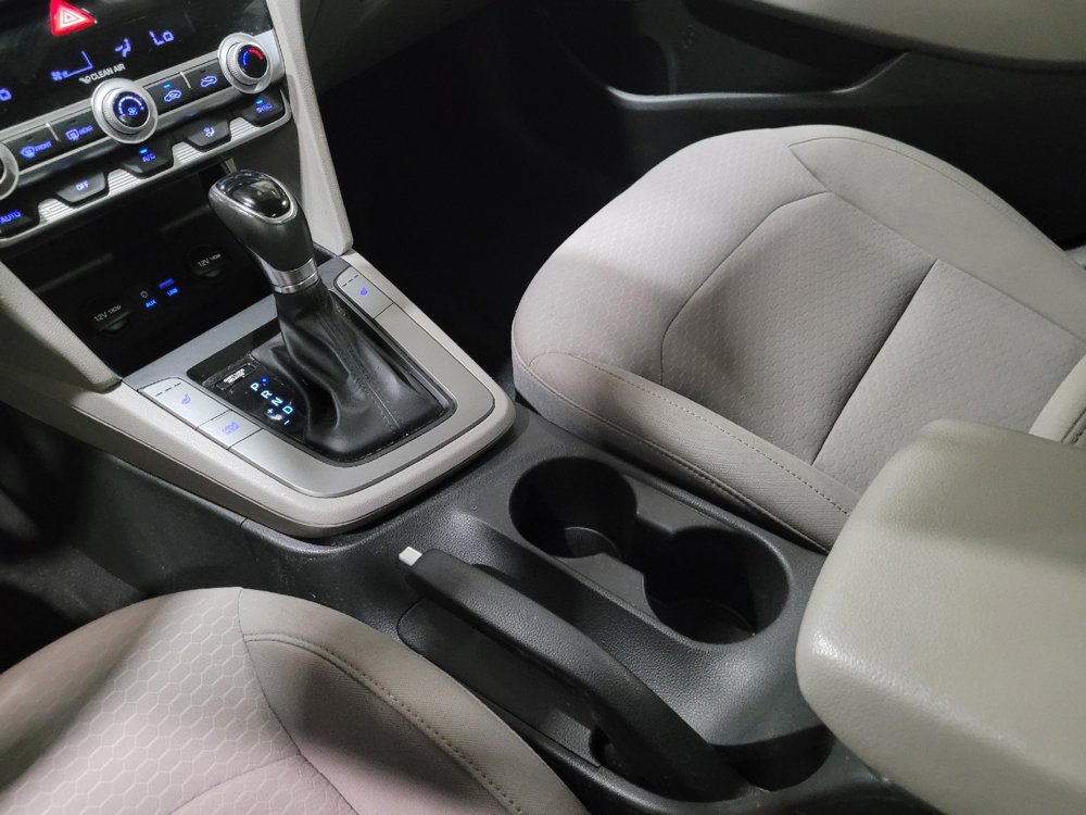 Used 2020 Hyundai Elantra Value Edition FWD image 26