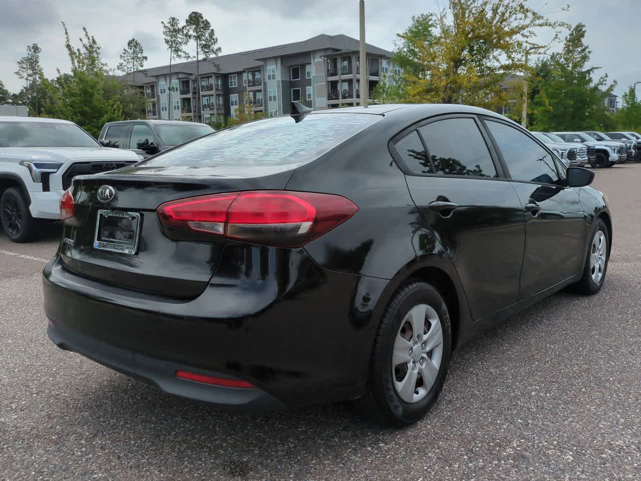 Used 2017 Kia Forte LX w/ LX Popular Package FWD image 6