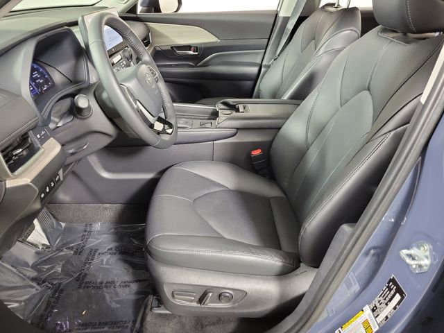 Used 2025 Toyota Grand Highlander AWD Hybrid image 20