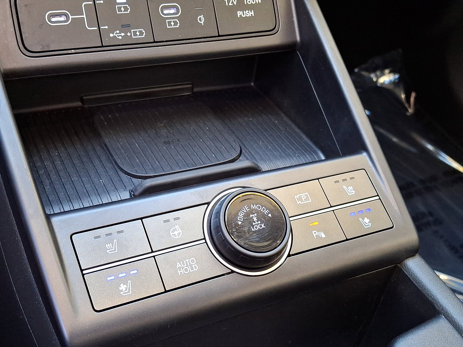 Certified 2024 Hyundai Kona Limited AWD/4WD image 18