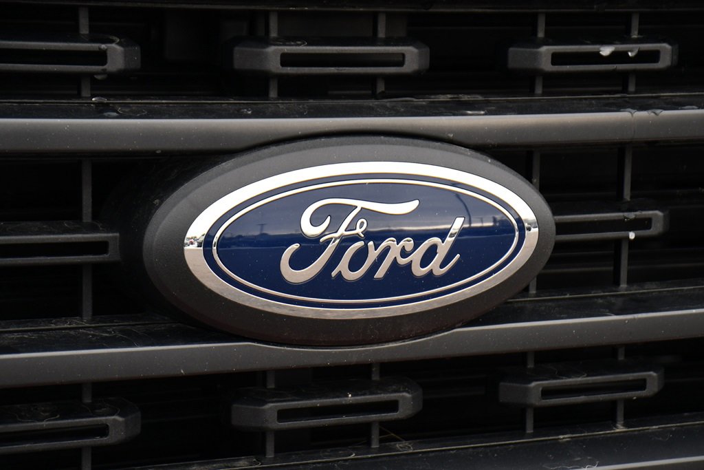 Used 2022 Ford F150 XLT w/ Equipment Group 302A High image 34