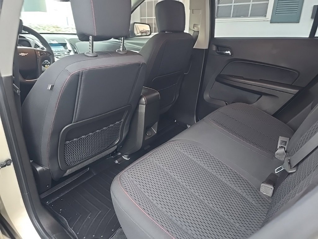 Used 2015 Chevrolet Equinox LS image 18