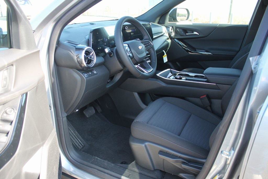 New 2026 Chevrolet Equinox LT image 11