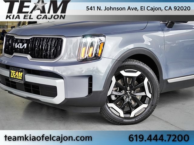 Used 2024 Kia Telluride EX FWD image 3