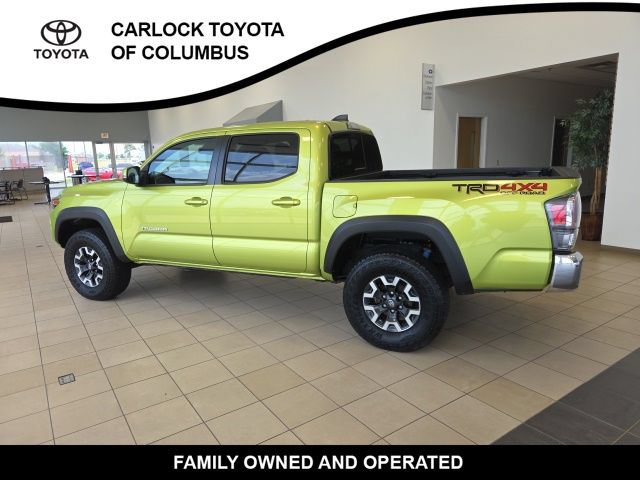 Used 2023 Toyota Tacoma TRD Off-Road AWD/4WD image 9