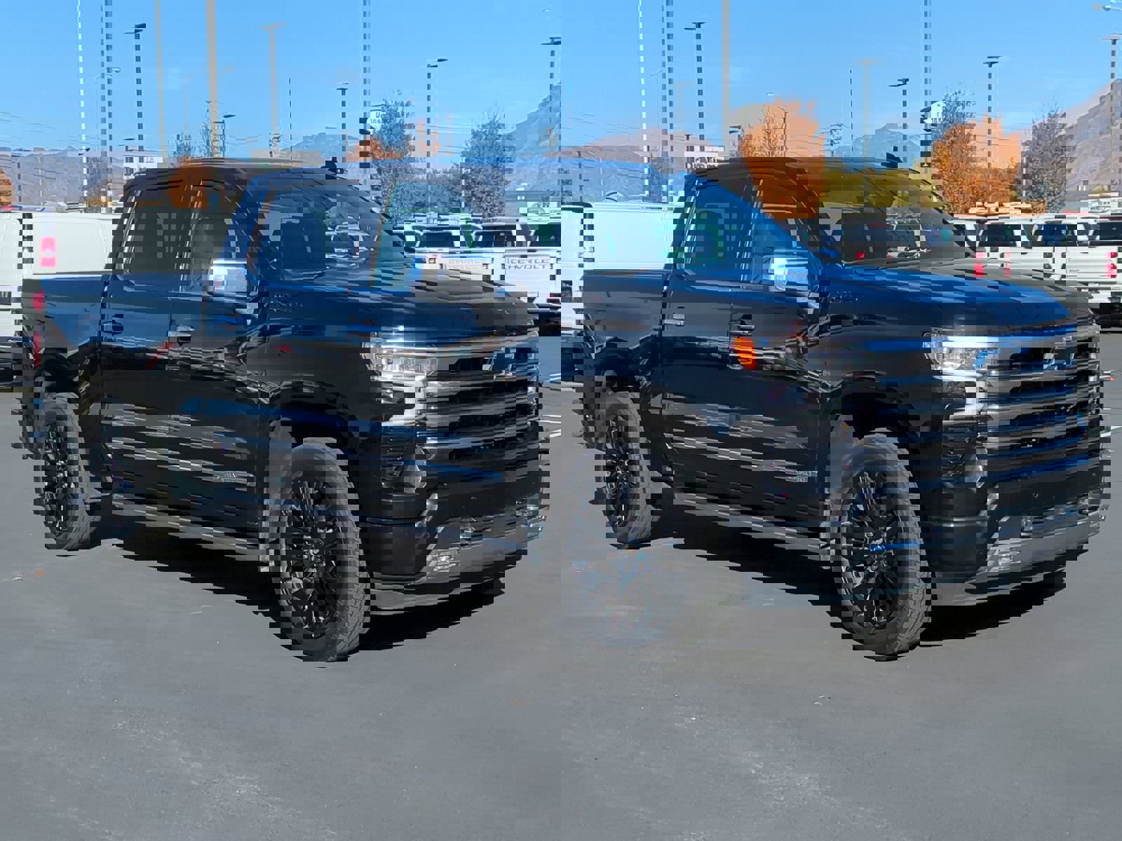 Used 2023 Chevrolet Silverado 1500 High Country w/ High Country Premium Package image 15