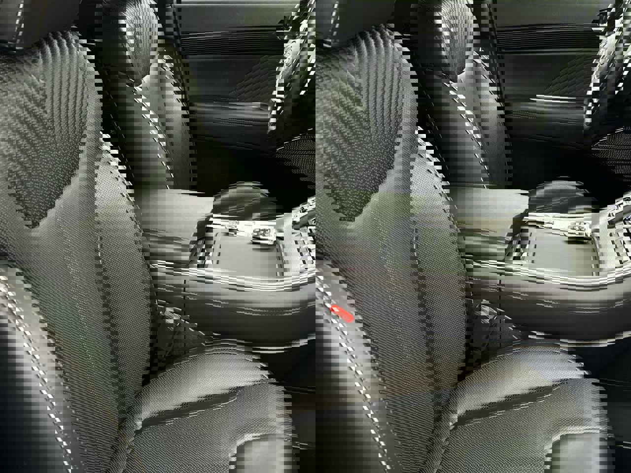 Used 2024 Hyundai Palisade Calligraphy image 22