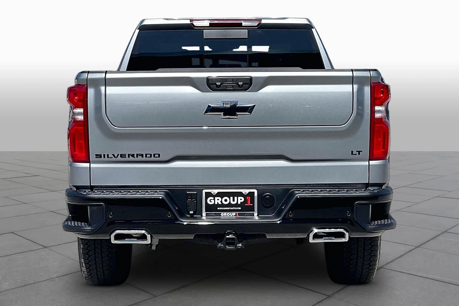 Used 2026 Chevrolet Silverado 1500 LT Trail Boss w/ LT Trail Boss Premium Package AWD/4WD image 5