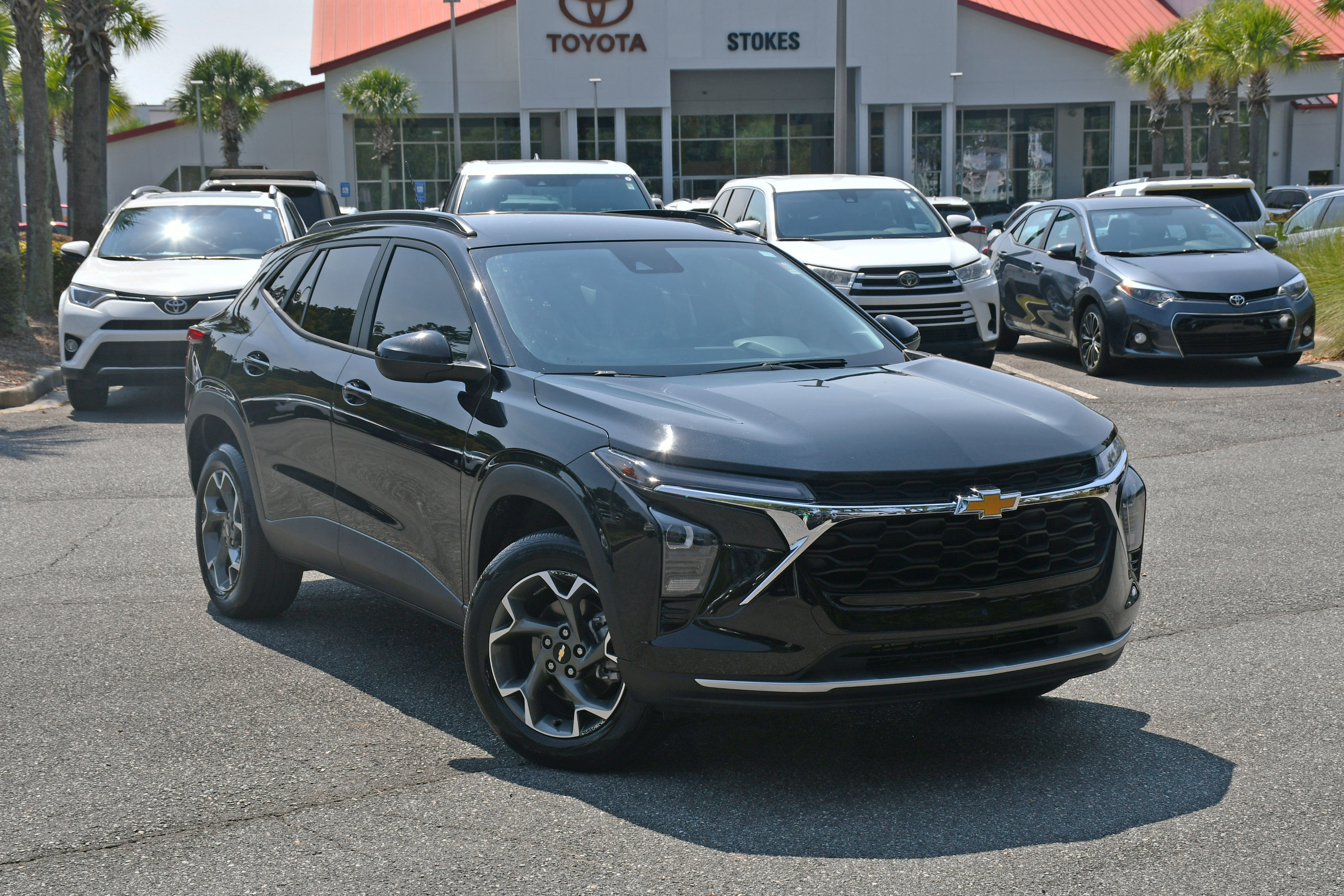 Used 2024 Chevrolet Trax LT w/ Driver Confidence Package image 6