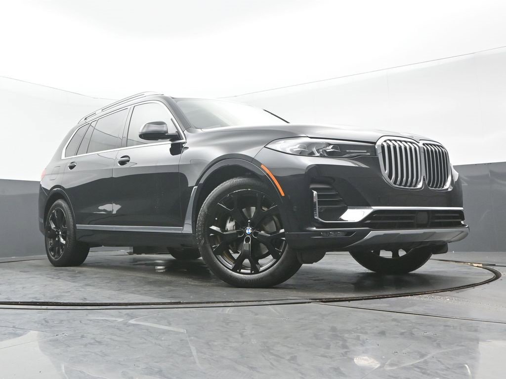 Used 2022 BMW X7 xDrive40i w/ Premium Package image 30