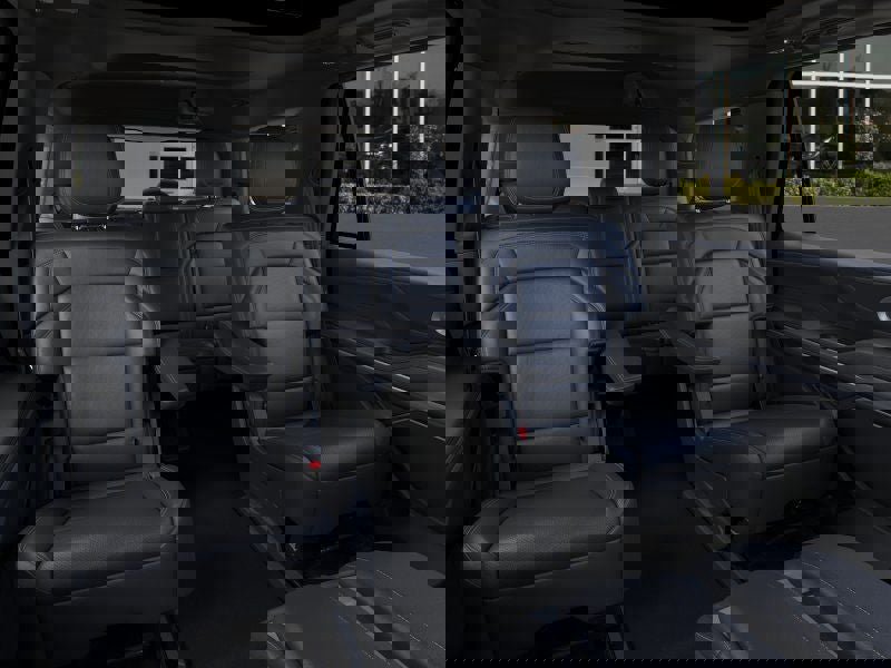 New 2026 Lincoln Navigator Reserve w/ Jet Appearance Package image 11