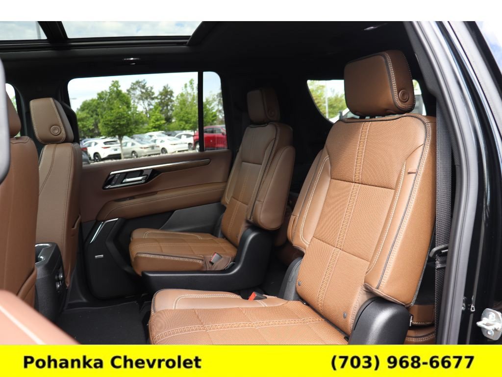 New 2026 Chevrolet Suburban High Country w/ Sun And Tow Package AWD/4WD image 24