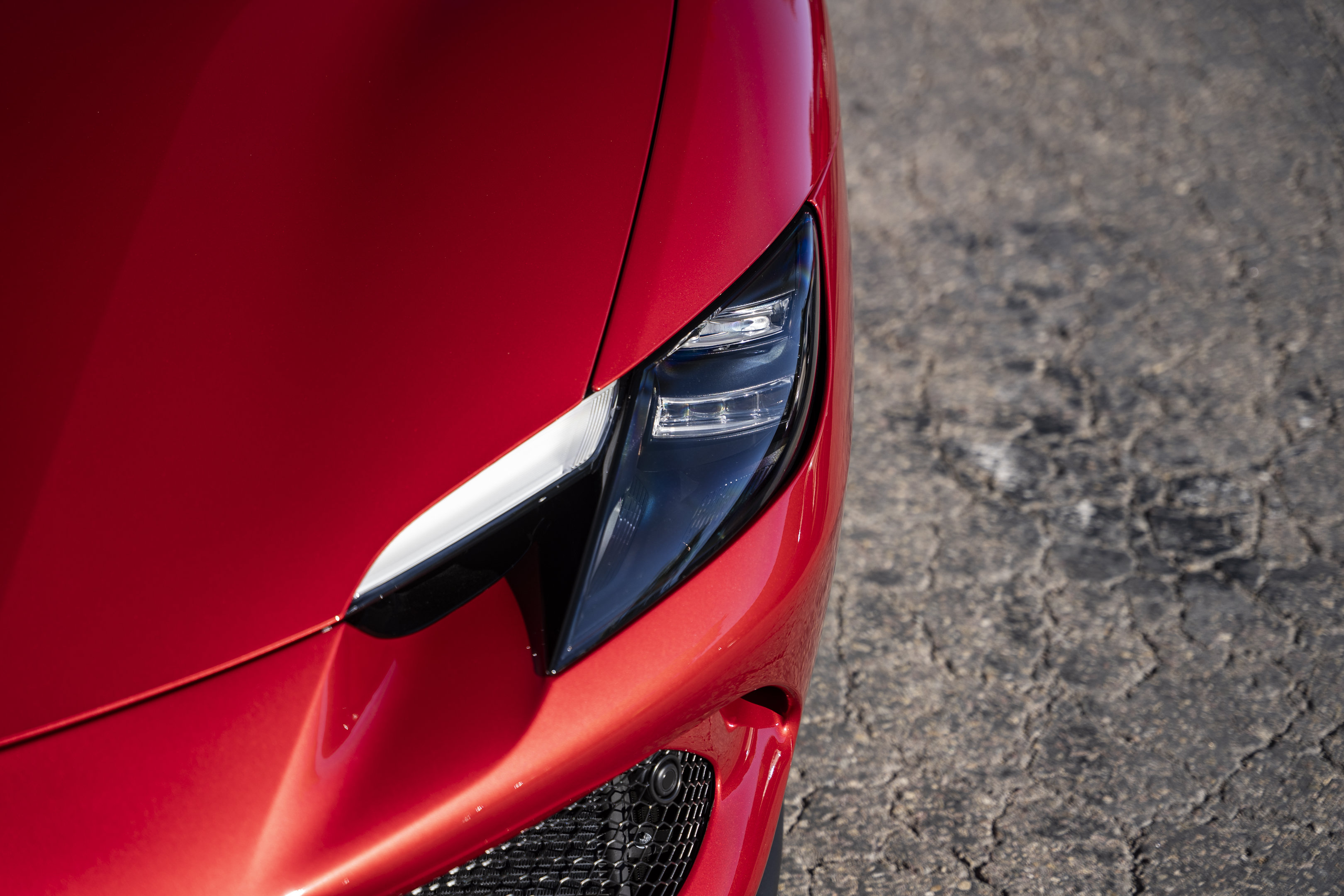 Used 2025 Ferrari 296 GTS RWD image 17