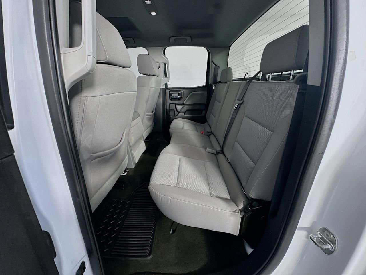 Used 2017 Chevrolet Silverado 1500 Custom w/ Custom Convenience Package AWD/4WD image 36