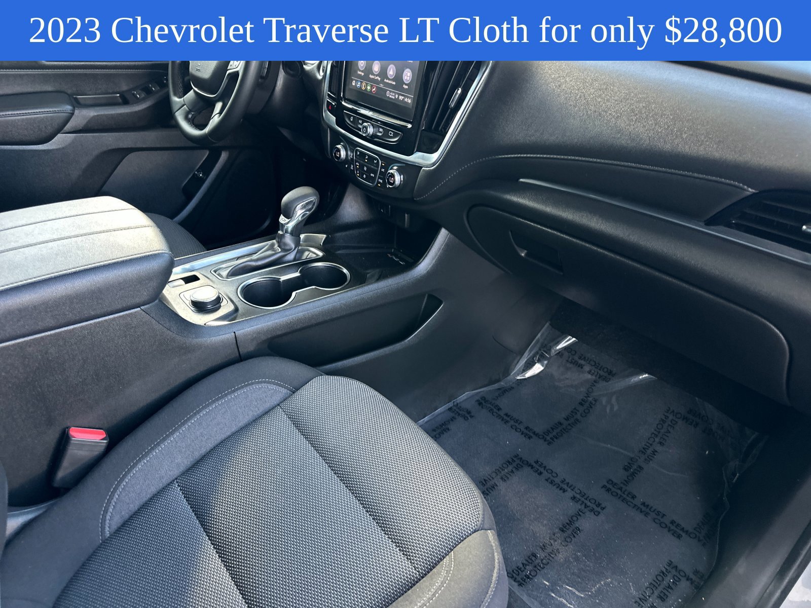 Used 2023 Chevrolet Traverse LT FWD image 18
