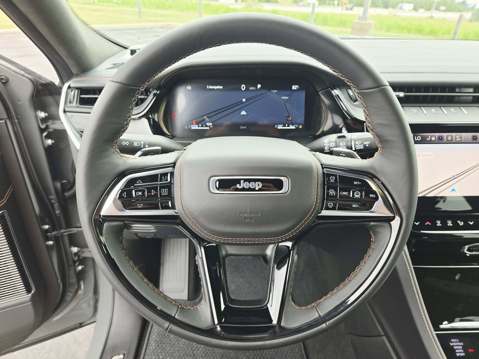 New 2027 Jeep Grand Cherokee Summit AWD/4WD image 21