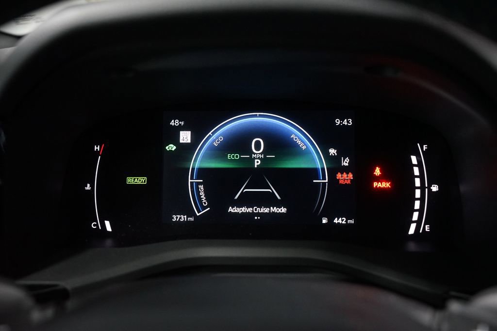 Used 2025 Toyota Camry SE image 16