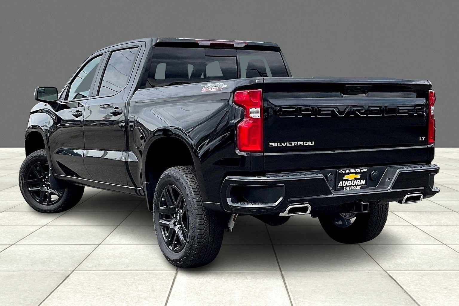 New 2025 Chevrolet Silverado 1500 LT Trail Boss w/ Convenience Package II image 3