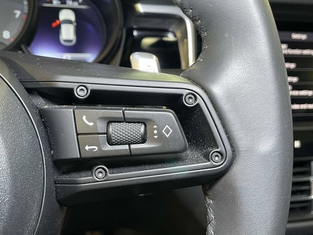 Certified 2026 Porsche Macan AWD/4WD image 44