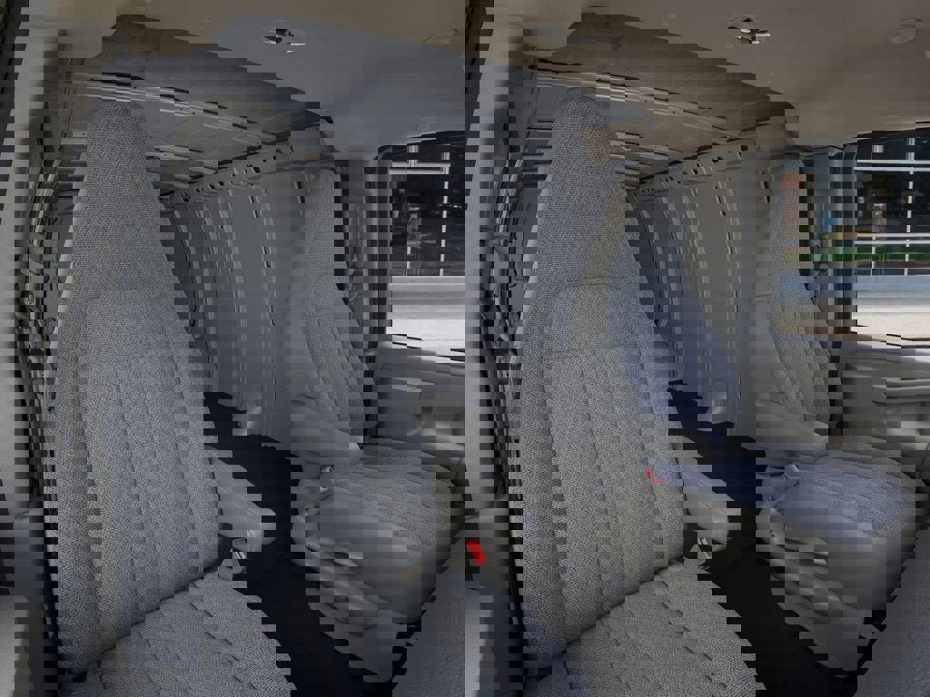 New 2026 Chevrolet Express 2500 Extended image 16