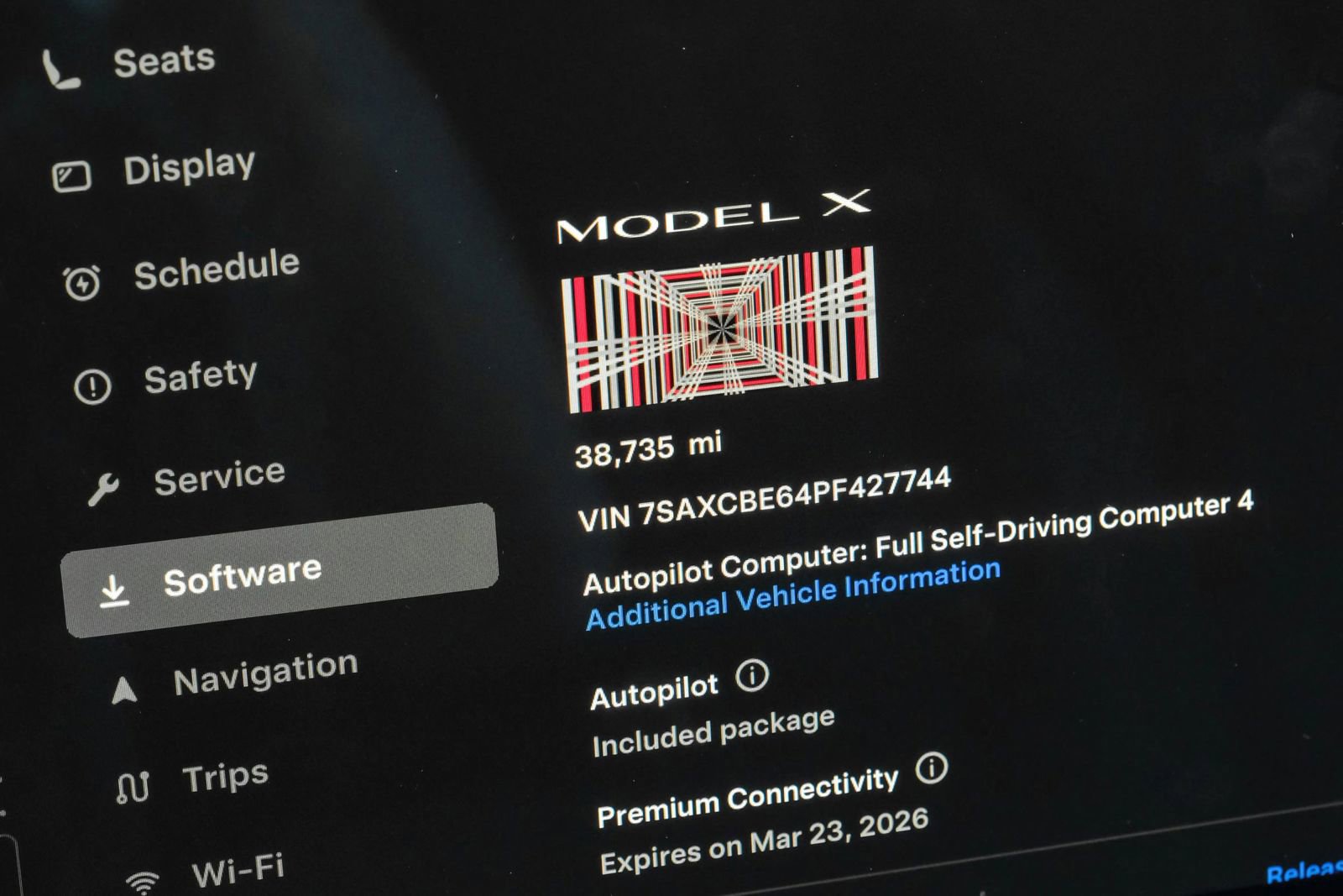 Used 2023 Tesla Model X Plaid image 25