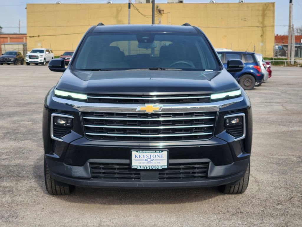 Used 2025 Chevrolet Traverse LT video 2