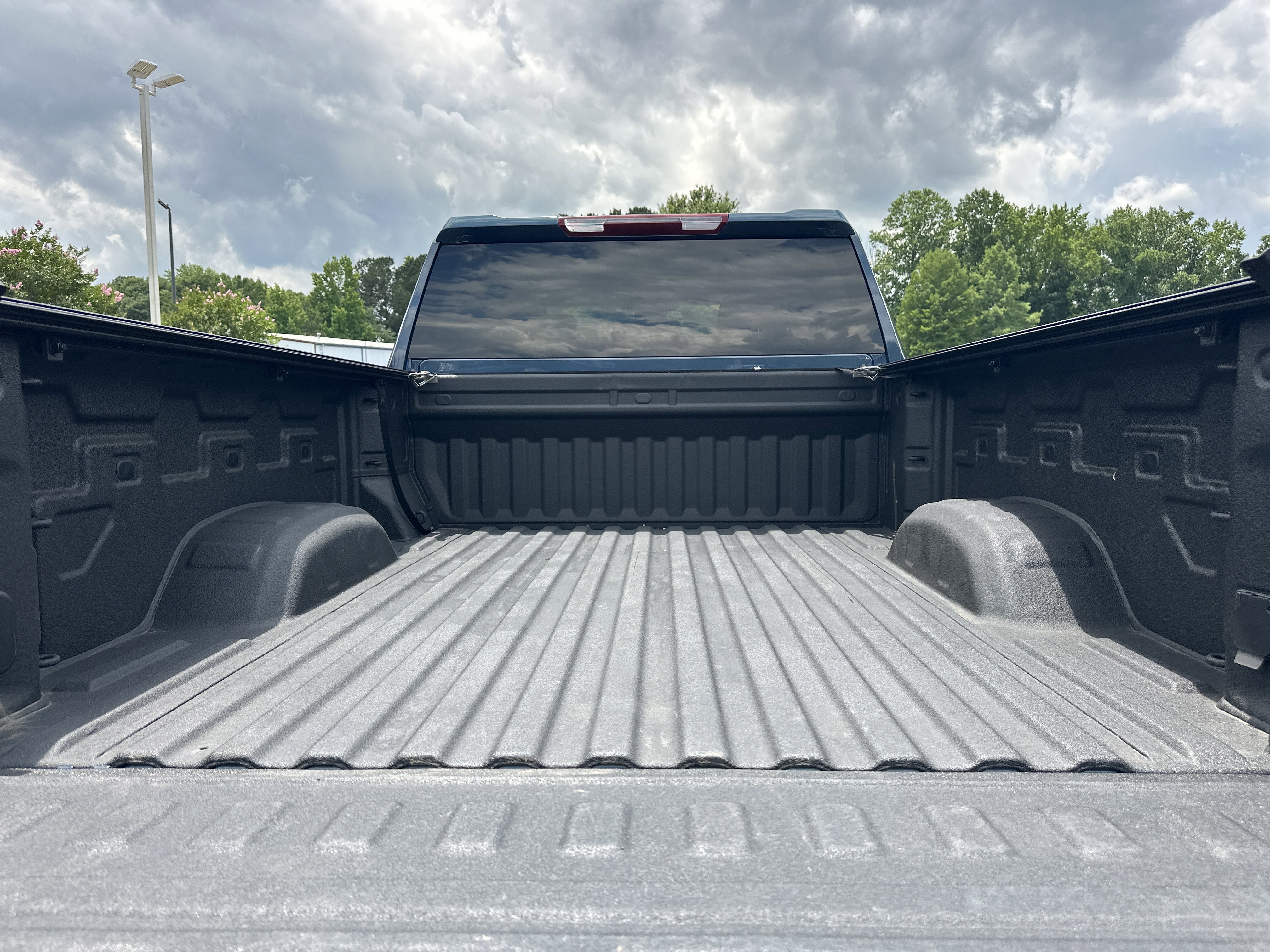 Used 2025 Chevrolet Silverado 2500 Custom w/ Custom Value Package AWD/4WD image 19
