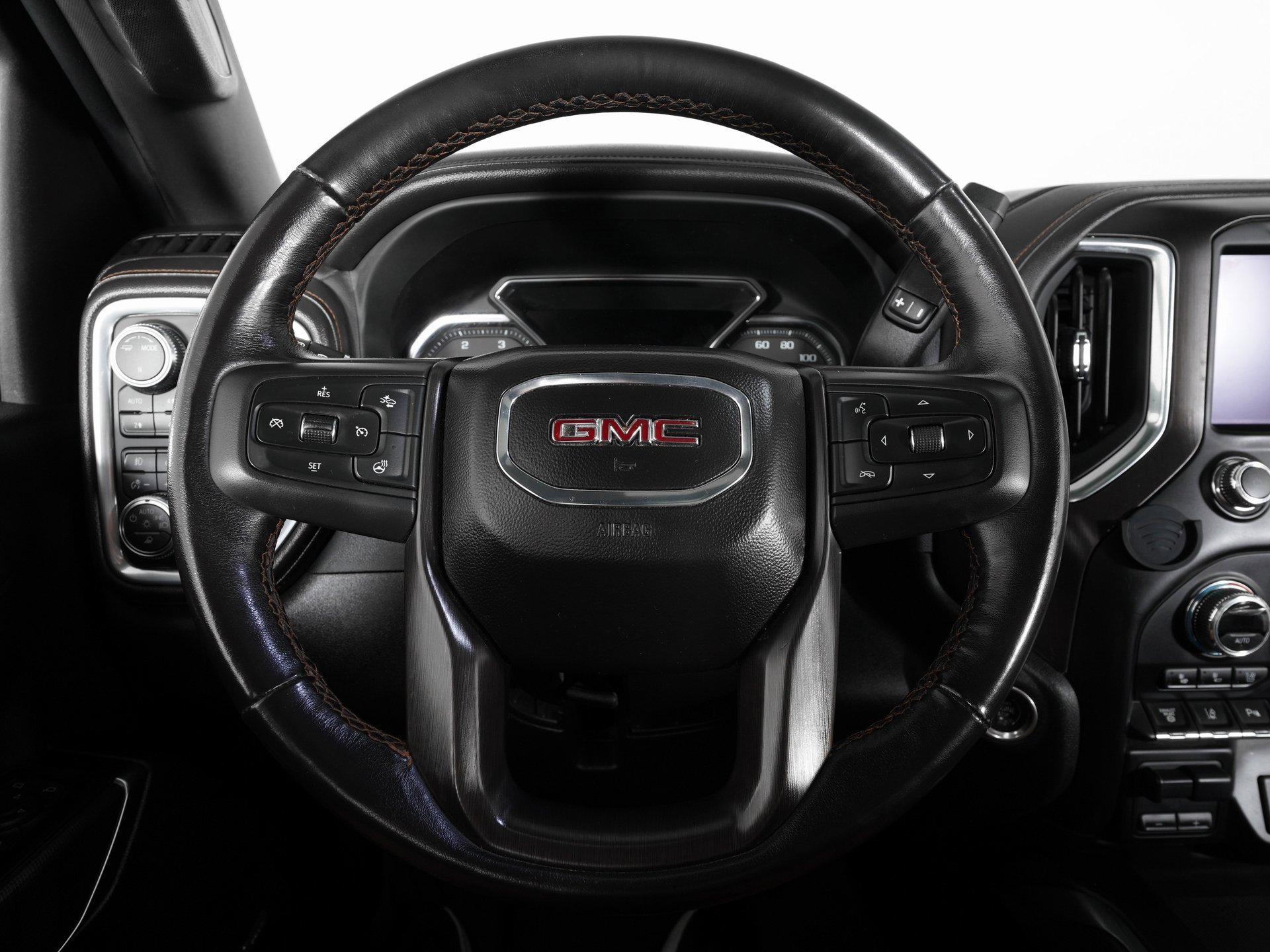 Used 2022 GMC Sierra 2500 AT4 w/ AT4 Premium Plus Package image 17