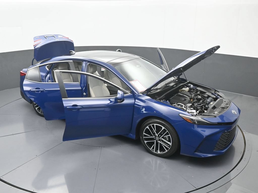 Used 2025 Toyota Camry XLE FWD image 69