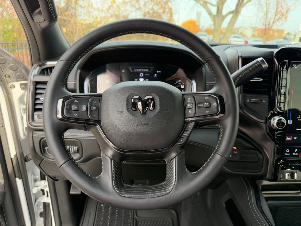 Used 2024 RAM 2500 Limited image 11