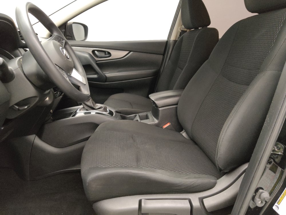 Used 2022 Nissan Rogue Sport S FWD image 17