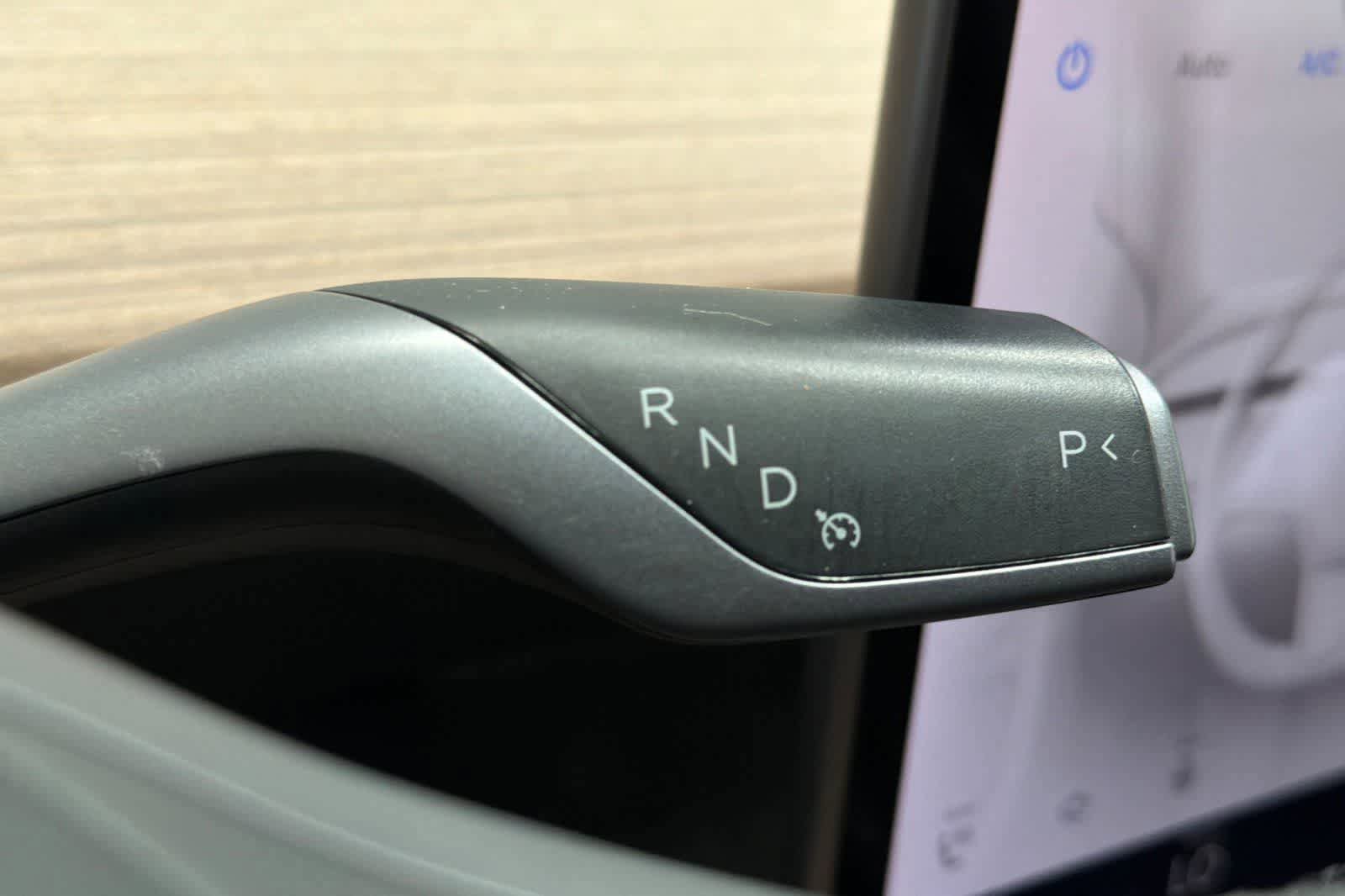 Used 2022 Tesla Model Y Long Range AWD/4WD image 22