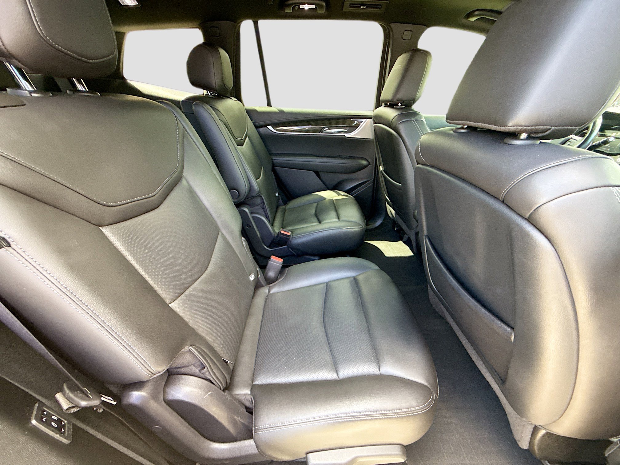 Used 2023 Cadillac XT6 Sport AWD/4WD image 29